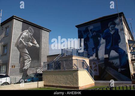 Die Operation Motorman (The Summer Invasion) und The Runner Wandbilder Teil der Völker Galerie Wandbilder in Rossville Street von t Stockfoto