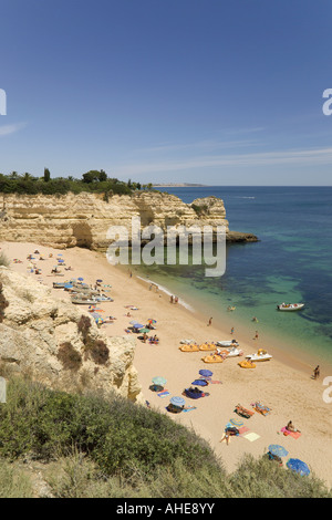 Portugal Algarve Praia de Nossa Senhora da Rocha Beach in der Nähe von Armacao de Pera vor der Pestana Viking Resort Stockfoto