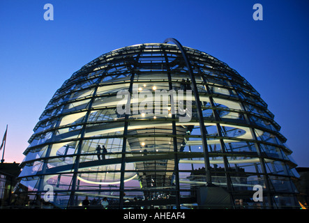 Der Kuppel der Reichstag (Parlament), Berlin, Deutschland Stockfoto