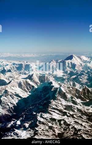 Aerial Panorama der robuste snowcapped Spitzen zum westlich von Everest gesehen von SW Nuptse Everest und Lhotse in oben rechts zeigen. Stockfoto