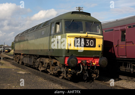 Bürste Typ 4 Class 47 keine D1705 große zentrale Eisenbahn Loughborough Leicestershire England Stockfoto