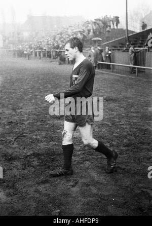 Fußball, Regionalliga West 1964/1965, STV Horst-Emscher vs. Arminia Bielefeld 1:0, Fuerstenberg Stadion in Gelsenkirchen, Fußballspieler, Werner Jestremski (STV) Stockfoto