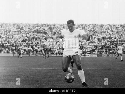 Fußball, freundliche Spiel, 1967, Boekelberg Stadion in Mönchengladbach, Borussia Moenchengladbach gegen FC Fulham 4:1, Szene des Spiels, Peter Meyer (MG) Stockfoto