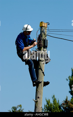 Telekommunikation Ingenieur Reparaturen Stockfoto