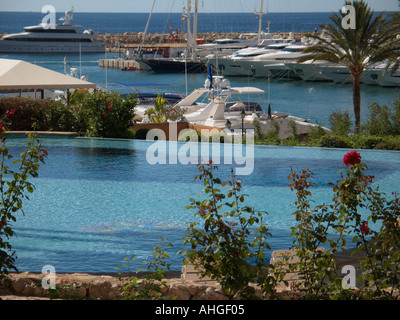 Puerto Portals Luxusjachten vertäut Portals Nous Ponent Region Mallorca Balearen Spanien Stockfoto