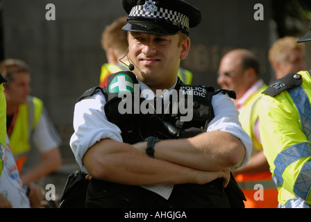 Demonstration in London von etwa 100 000 Menschen Protestierenden israelischen Angriff auf den Libanon am 5. August 2006. Stockfoto