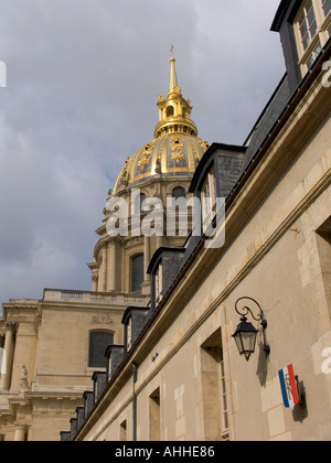 Dom und Les Invalides Institution Nationale des Invalides Zentrum Medico-Chirurgical Gießen Anciens Combattants et Grands Stockfoto