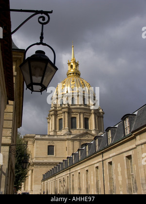 Dom und Les Invalides Institution Nationale des Invalides Zentrum Medico-Chirurgical Gießen Anciens Combattants et Grands Stockfoto