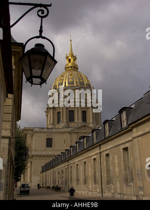 Dom und Les Invalides Institution Nationale des Invalides Zentrum Medico-Chirurgical Gießen Anciens Combattants et Grands Stockfoto