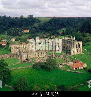Rievaulx Abbey Ruinen Luftbild North Yorkshire UK Stockfoto