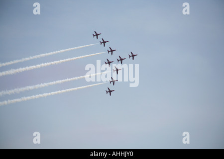 Die roten Pfeile fliegen anzeigen in Silverstone England 2006 Stockfoto