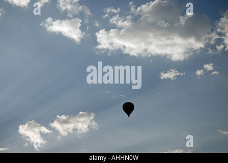 Heißluftballon bei Sonnenaufgang, Türkei, Cappadocia Stockfoto