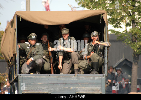 Historisches Reenactment des Warschauer Aufstandes 1944 im zweiten Weltkrieg Stockfoto