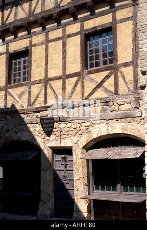 La Maison des Peintres (das Haus der Maler). Perouges beschriftete les ...
