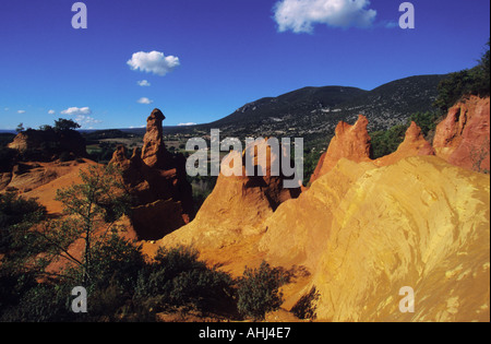 COLORADO PROVENCAL IN RUSTREL, VAUCLUSE, PROVENCE, FRANKREICH Stockfoto