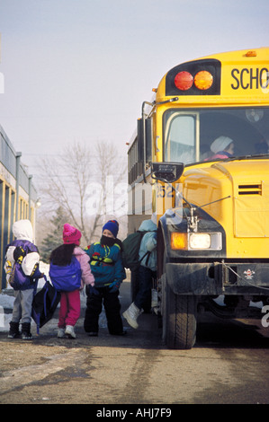 Grundschule Kinder Internat bus St.Paul Minnesota Stockfoto