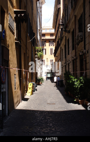 Seitengasse im Quirinal Hügel Bezirk Rom Stockfoto