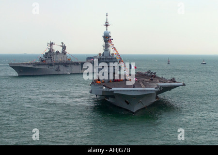 Upix Fotografie - Flugzeugträger Charles de Gaul International Fleet Review Juni 2005 Luftbild Stockfoto