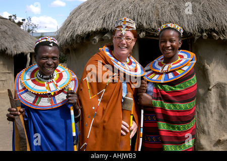 Die Massai-Frauen Lächeln afrikanischen Stamm Afrika Kenia Tansania Stockfoto