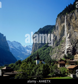 Staubbach Fall Dorf Lauterbrunnen Region des Berner Highlands Alpes Kanton Bern Stockfoto