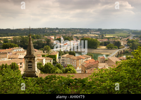 Blick auf Brücken über den Fluss Orb Béziers, Royal, Hérault, Languedoc-Roussillon, Frankreich Stockfoto