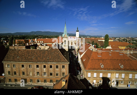 Fernsehreihe Zagreb sterben Altstadt Mit der Kirche St. Markus in Zagreb Kroatien die Altstadt mit Kirche St. Markus in Zagreb Stockfoto