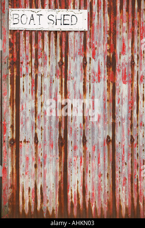 Rosehearty, Aberdeenshire, Schottland. Alte Boot-Stall-Tür Stockfoto