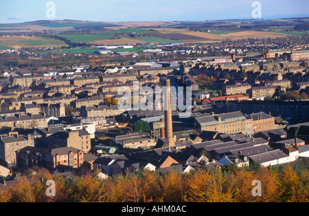 Alte Jutemühlen und Mietshäuser Dundee von Dundee Law Scotland c 2005 Stockfoto