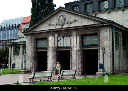 Berlin U Bahn Wittenbergplatz Zug u-Bahn u-Bahn Station Verkauf der Eintrittskarten Zug Ticket Bahn Verkehr metro Stockfoto