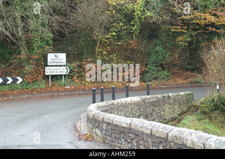 Herzlich Willkommen Sie in Cornwall Greystones Brücke über den Tamar River zwischen Devon und Cornwall South West England UK Großbritannien Stockfoto