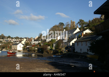 Noss Mayo und Newton Ferrers im Dezember Sonnenschein Devon England UK Großbritannien Südwesteuropa Stockfoto