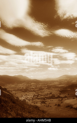 Ein Blick über Borrowdale von grisedale Hecht im Lake District Stockfoto