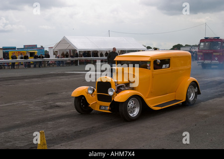 Gelben Ford 1929 Replika van Dragster Raceway"York" North Yorkshire UK Stockfoto