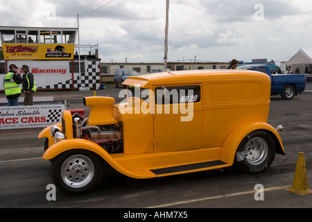 Gelben Ford 1929 Replika van Dragster in Melbourne Raceway North Yorkshire UK Stockfoto