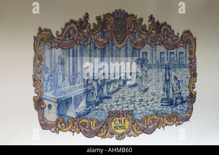 Funchal Madeira Azulejos typische bemalte Fliesen Stockfoto