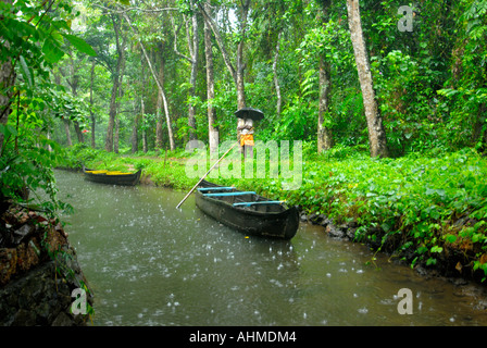 LEBEN WÄHREND DER MONSUN IN KERALA Stockfoto