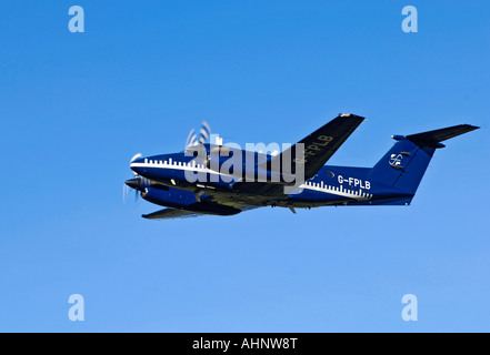 Flug Präzision Ltd Buche Super King Air B200 G-FPLB arbeiten am Flugplatz-Landebahn-Kalibrierung Stockfoto