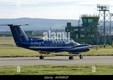 Flug Präzision Ltd Buche Super King Air B200 G-FPLB arbeiten am Flugplatz-Landebahn-Kalibrierung Stockfoto