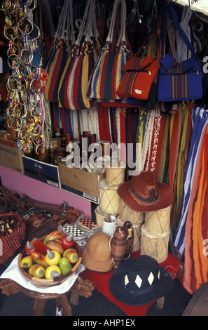 Nicaraguanische Handwerk im Mercado Viejo oder nationalen Handwerksmarkt, Masaya, Nicaragua, Mittelamerika Stockfoto