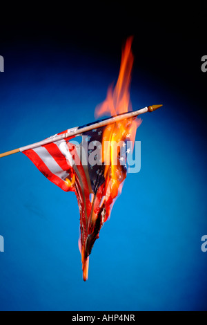 Brennende Filmschaffender Flagge Stockfoto