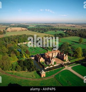 Kentwell Hall Tudor Grabenlöffel Manor house Suffolk Luftbild Stockfoto