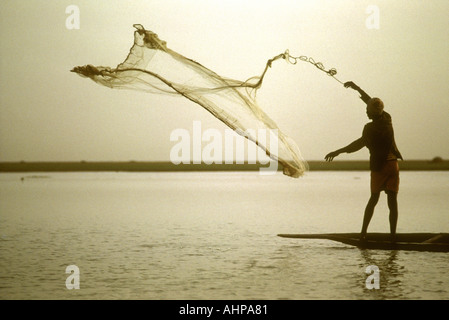 Angeln am Fluss Niger in Mali-Nord-West-Afrika Stockfoto