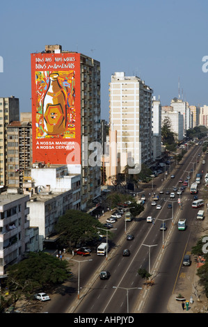 Hochhäuser aus den 1950er und 1960er Jahren Punkt die Stadt Maputo, Mosambik Stockfoto