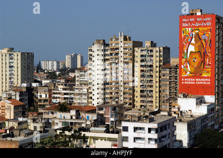 Hochhäuser aus den 1950er und 1960er Jahren Punkt die Stadt Maputo, Mosambik Stockfoto