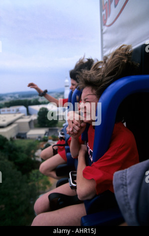 Huntsville Alabama Space Camp 13 jährige fühlen 4 Gs auf Space Shot Stockfoto