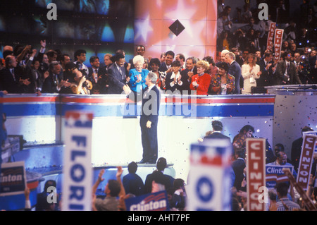 Gouverneur Bill Clinton s Nominierung Rede auf der 1992 Democratic National Convention im Madison Square Garden Stockfoto