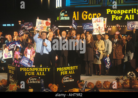 Vizepräsident Al Gore auf einer Presidential Kundgebung für Gore Lieberman am 31. Oktober 2000 in Westwood Village Los Angeles Stockfoto