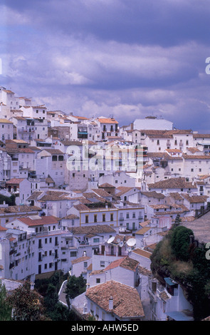 Das weiße Dorf (Pueblo Blanco) Setenil in Spanien Stockfoto