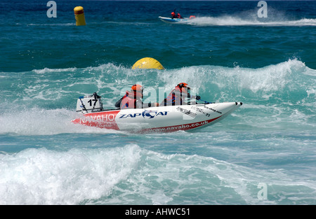 Ein Zapcat Sport-Rennboot aus Whitesand Bay Sennen Cove Cornwall England UK Stockfoto