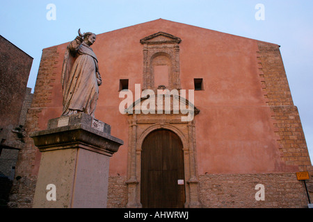 Foto: Marc F Henning Erice bei Sonnenuntergang in Sizilien Italien Stockfoto